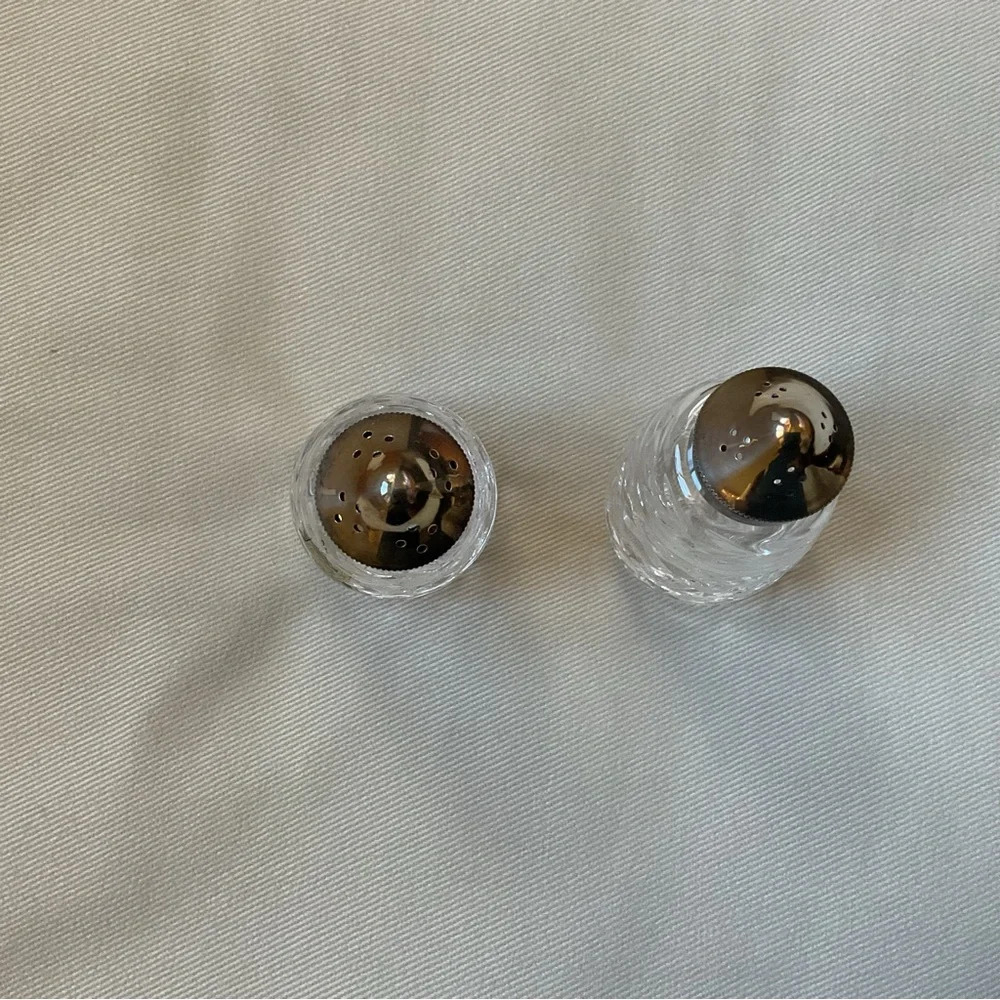 Waterford Crystal Salt and Pepper Shakers with Silver Tops - Picture 3 of 9
